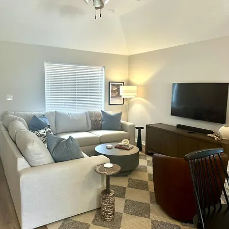 Perfect Home, Center Of Aggieland - 3Br 3 Ba 5Beds